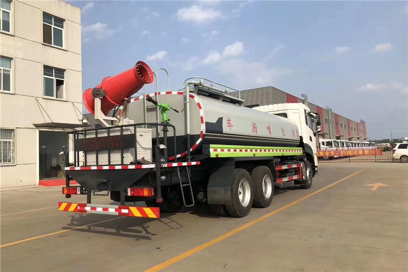 東風(fēng)天龍后八輪20噸噴霧車，國(guó)六綠化噴灑車